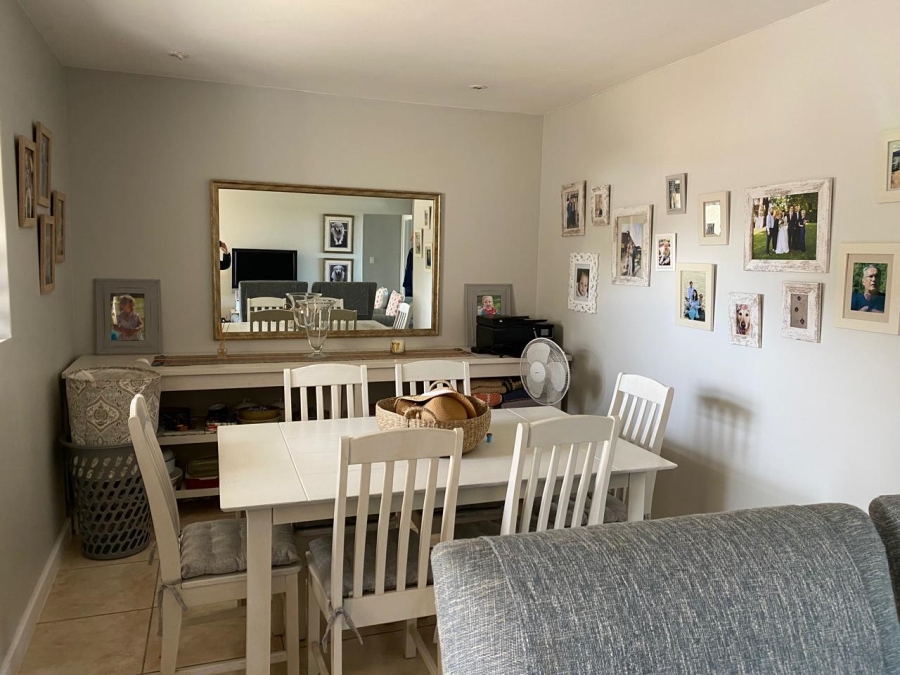 3 Bedroom Property for Sale in Thulana Hill Western Cape